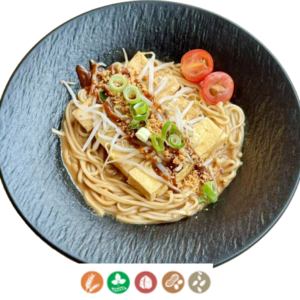 Mazemen vegetariano con tofu